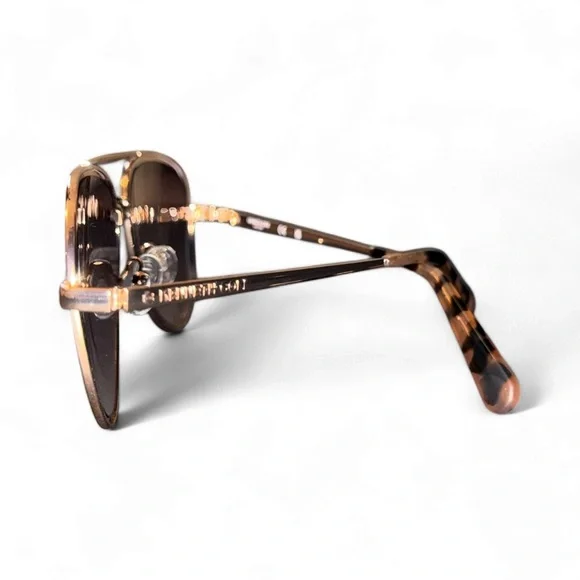 Kenneth Cole NWT Aviator Sunglasses display picture 2